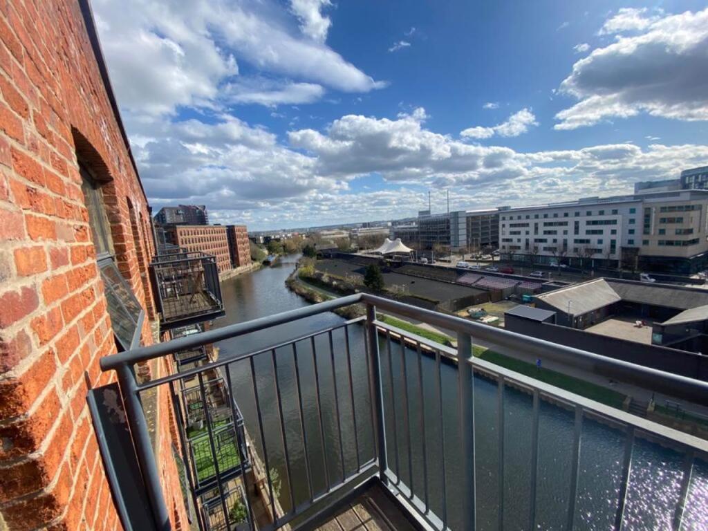 2 bed 1st Floor Flat for rent in Leeds. From Lets Live Leeds - Leeds