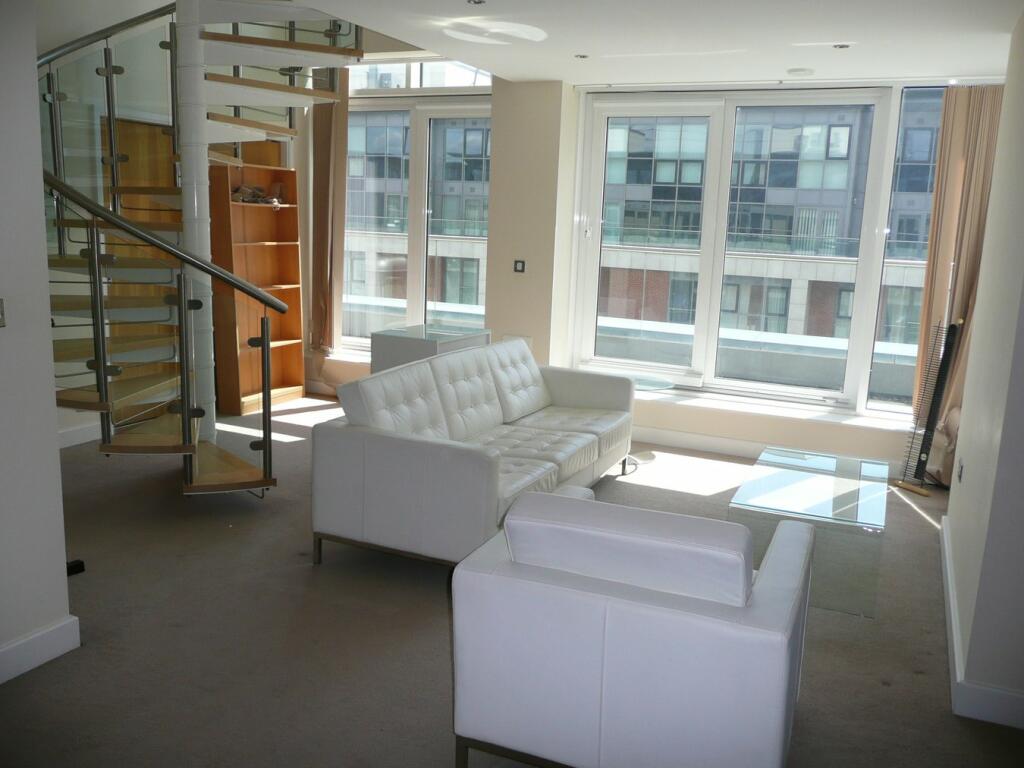 3 bed Apartment for rent in London. From Waterfronts
