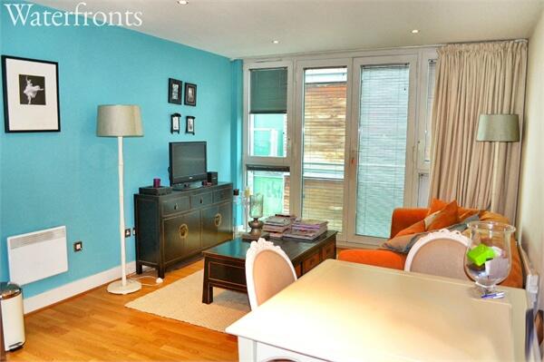 2 bed Apartment for rent in London. From Waterfronts