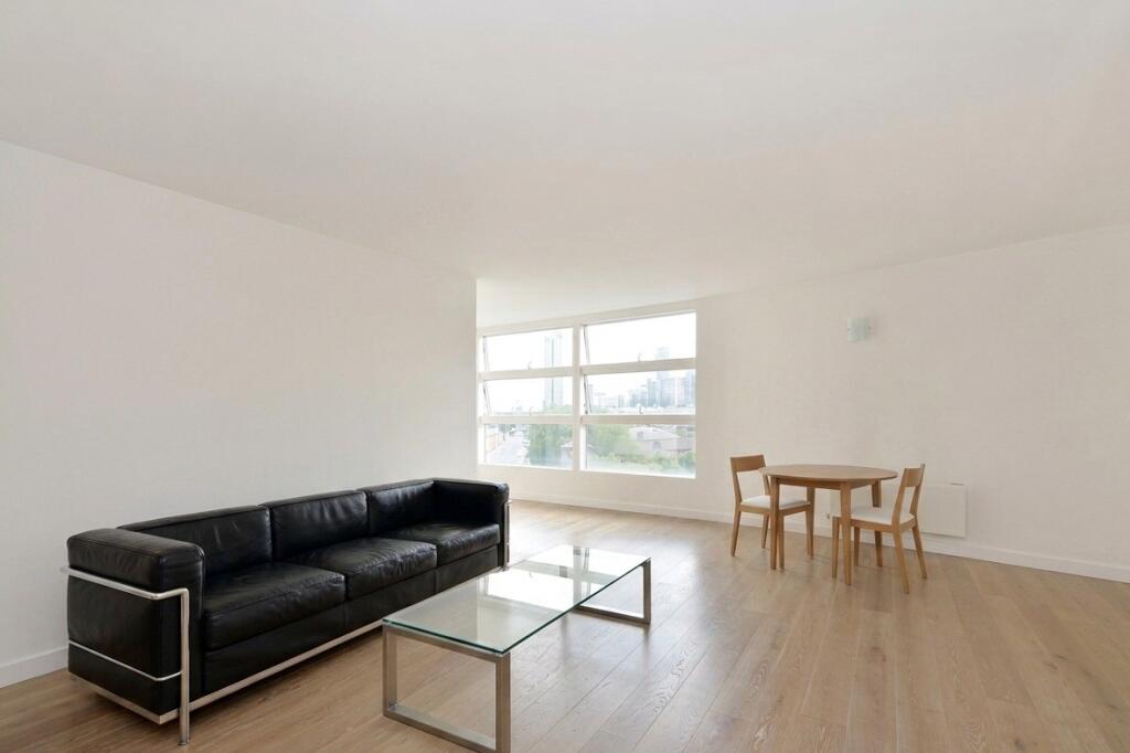 2 bed Apartment for rent in London. From Waterfronts