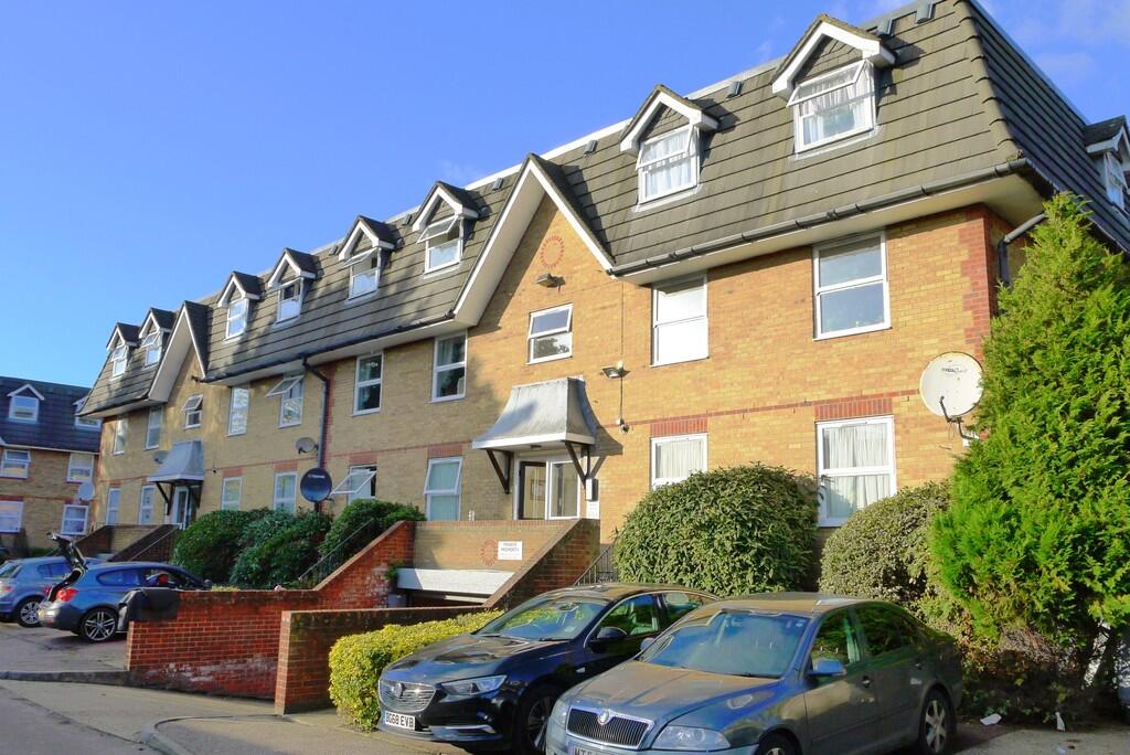 4 bed Studio for rent in Wood Green. From Wilkinson Bryne