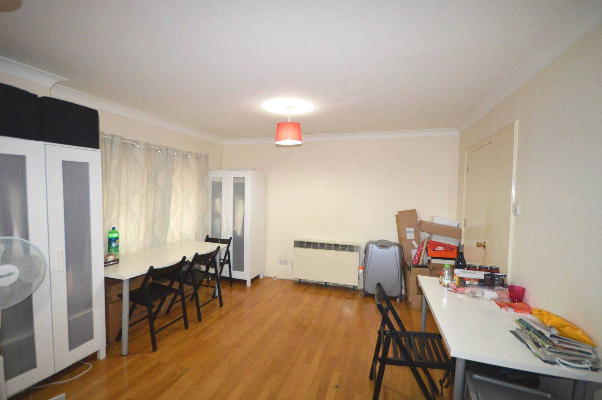 2 bed Apartment for rent in Poplar. From Abby Homes 2 bed Apartment for rent in Poplar. From Abby Homes