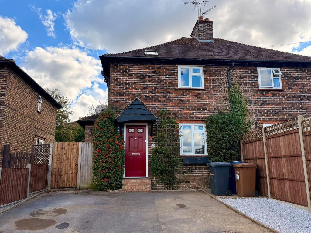 3 bed Semi Detached for rent in Farnham. From Andrew Lodge - Farnham