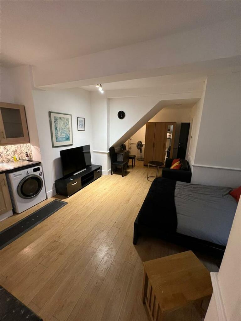 0 bed Studio for rent in Taplow. From Daniels Estate Agents - Sudbury / Wembley