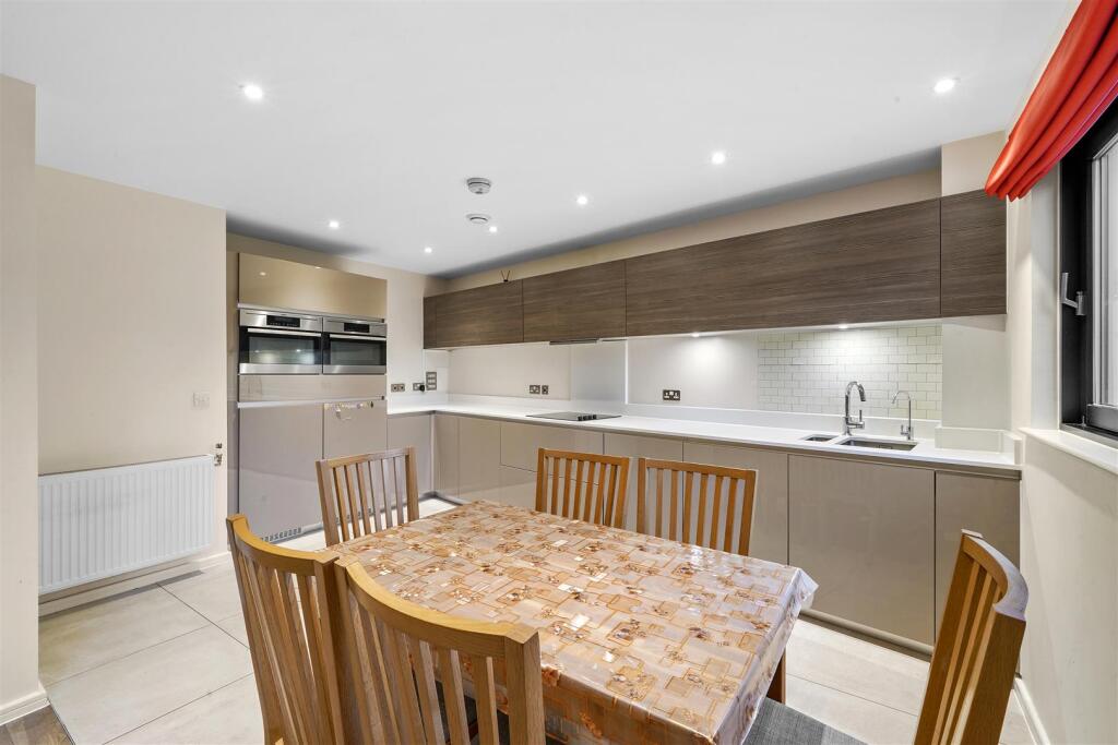 2 bed Apartment for rent in Wembley. From Daniels - North Wembley