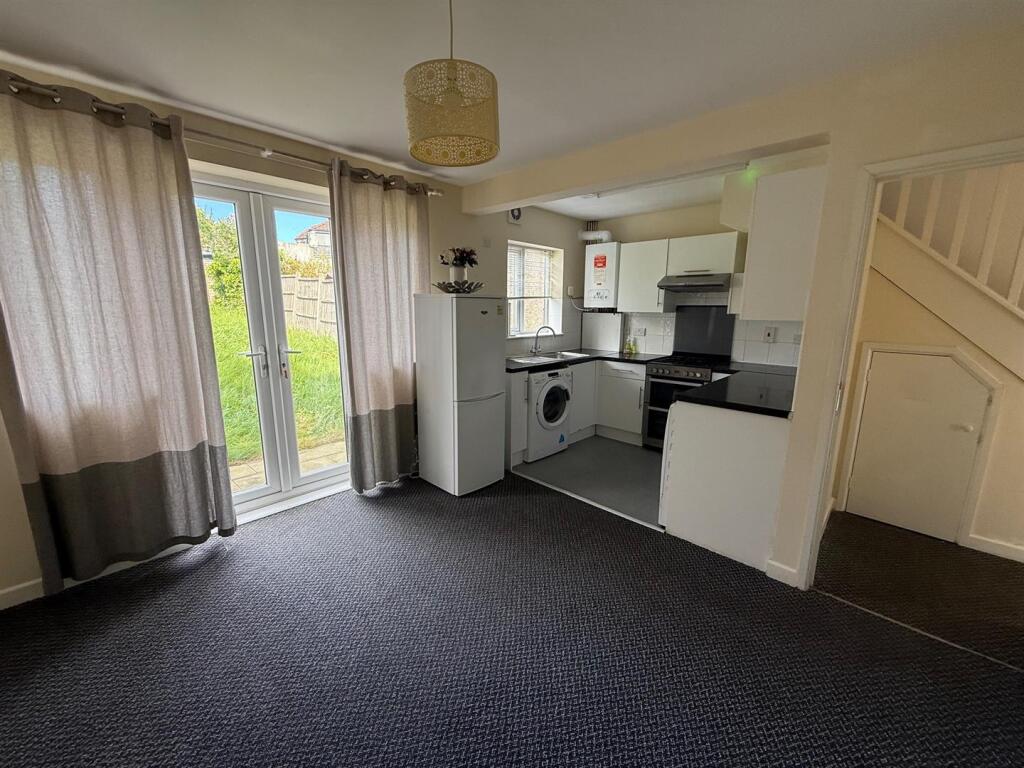 3 bed Mid Terraced House for rent in Greenford. From Daniels - North Wembley