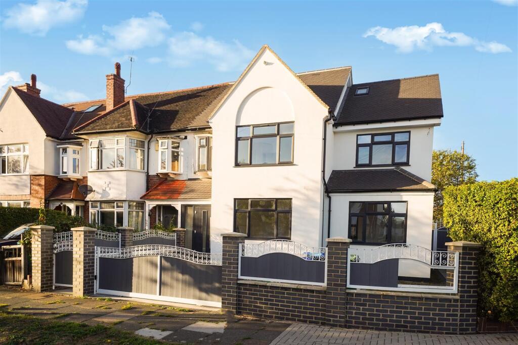 2 bed Detached for rent in Wembley. From Daniels - North Wembley