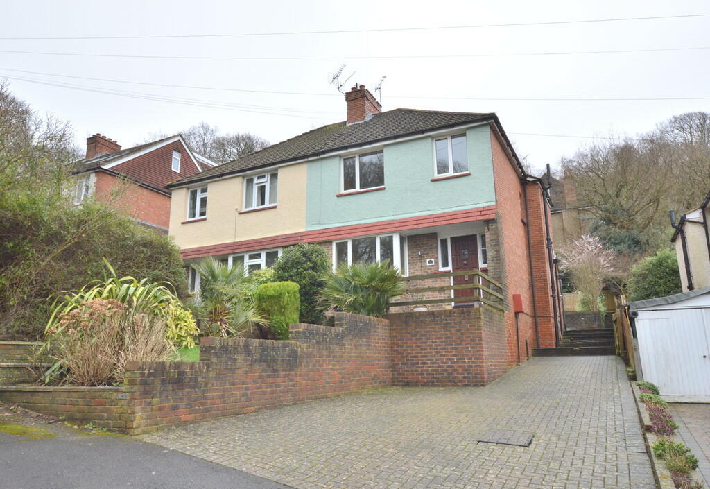 3 bed Semi-Detached House for rent in Redhill. From Lewis White Estate Agents - Reigate