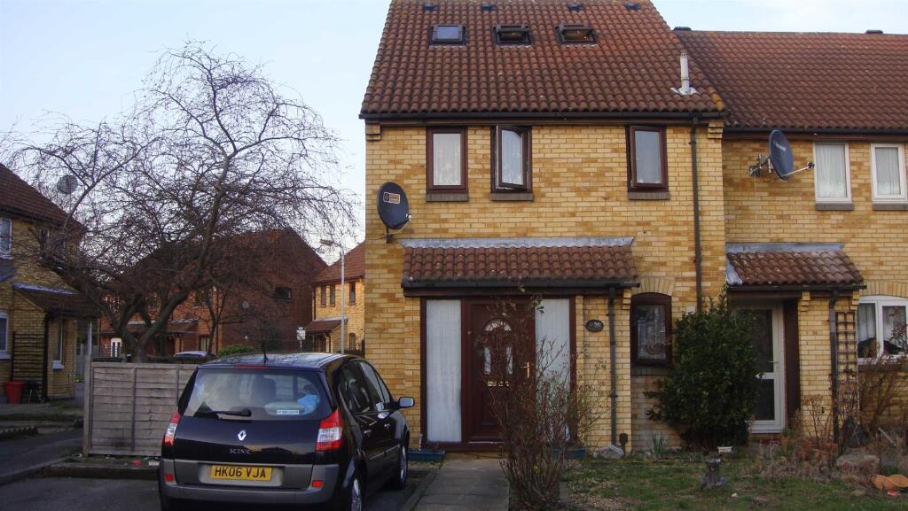 2 bed Semi Detached for rent in Hayes. From Parkfields Estates - Southfield