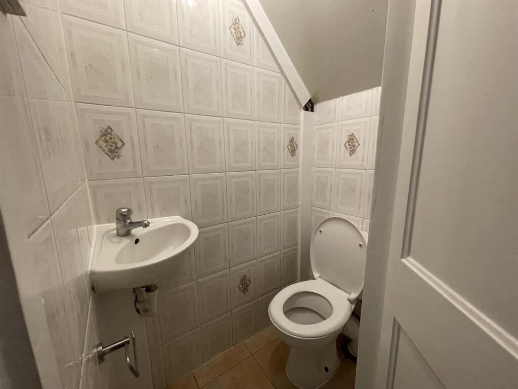 3 bed Apartment for rent in Hounslow. From Parkfields Estates - Southfield