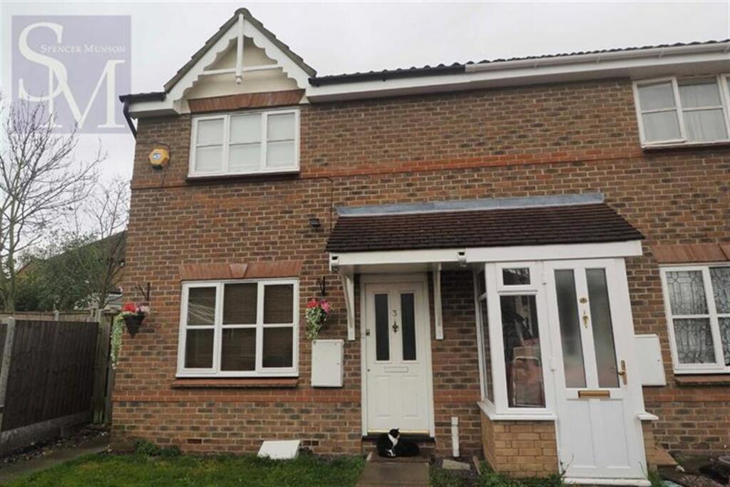 3 bed Semi-Detached House for rent in Loughton. From Spencer Munson
