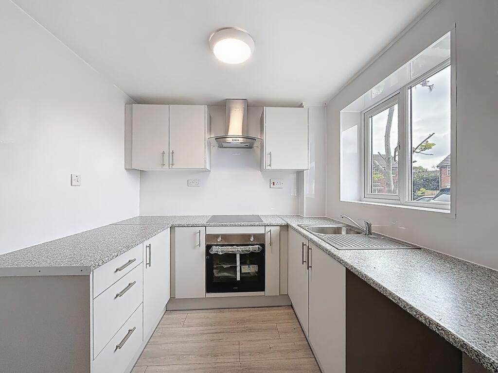 2 bed Mid Terraced House for rent in Castleton. From Harry Harper Sales & Lettings - Cathays