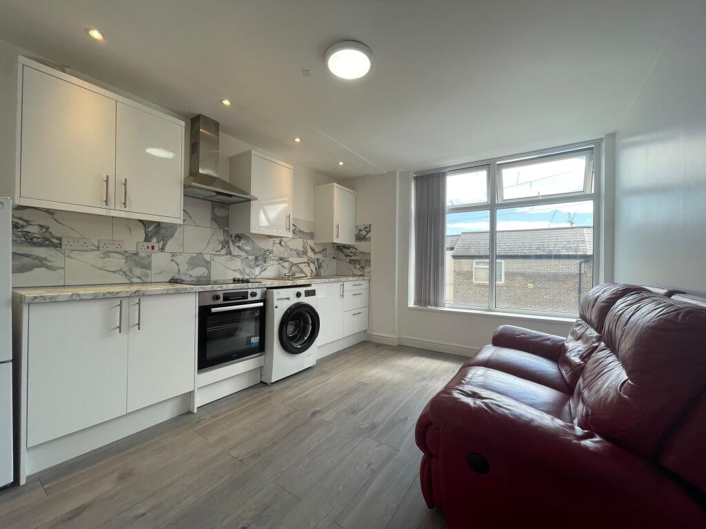 1 bed 1st Floor Flat for rent in Cardiff. From Harry Harper Sales & Lettings - Cathays 1 bed 1st Floor Flat for rent in Cardiff. From Harry Harper Sales & Lettings - Cathays