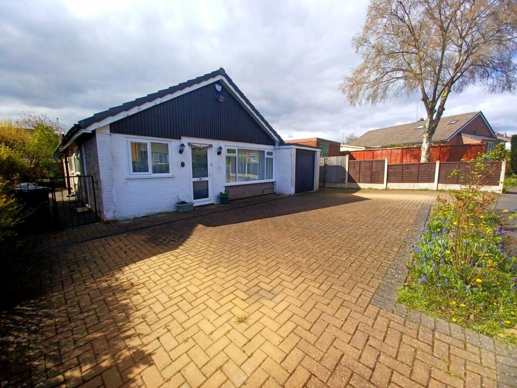 3 bed Bungalow for rent in Shadwell. From Linley & Simpson - Roundhay