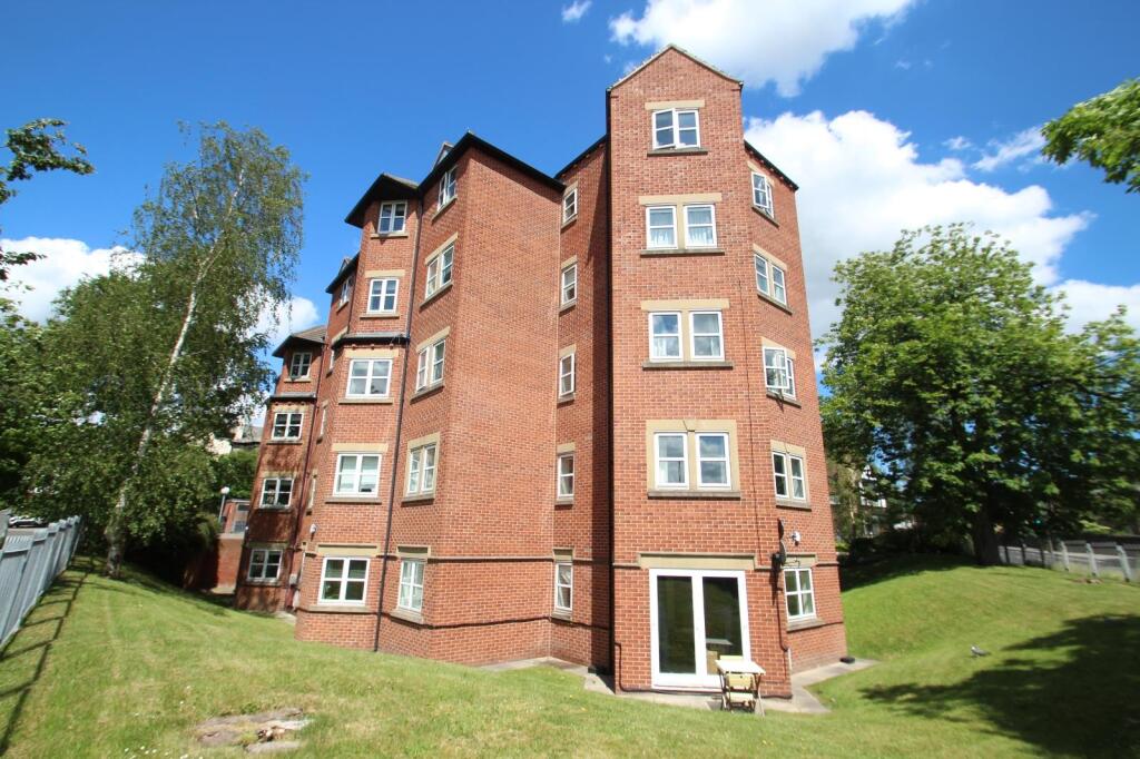 2 bed 1st Floor Flat for rent in Shadwell. From Linley & Simpson - Roundhay