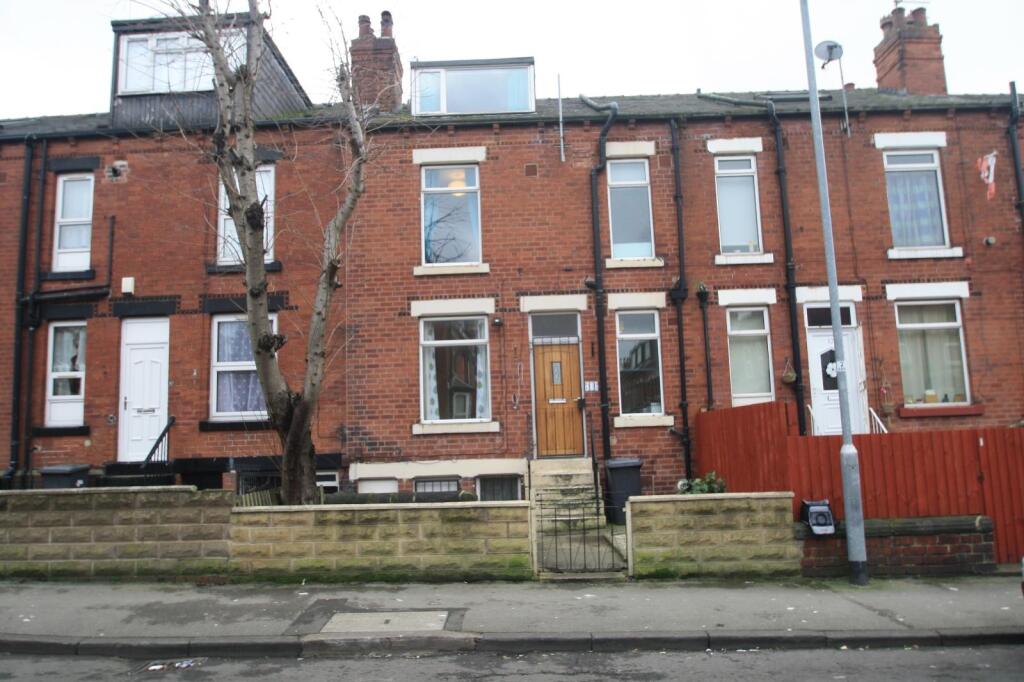 2 bed Detached for rent in Leeds. From Linley & Simpson - Roundhay