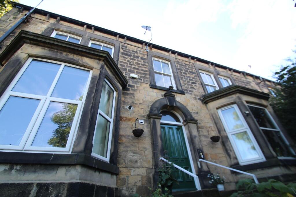 4 bed 1st Floor Flat for rent in Leeds. From Linley & Simpson - Roundhay 4 bed 1st Floor Flat for rent in Leeds. From Linley & Simpson - Roundhay
