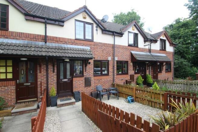 2 bed Mid Terraced House for rent in Scholes. From Linley & Simpson - Roundhay 2 bed Mid Terraced House for rent in Scholes. From Linley & Simpson - Roundhay