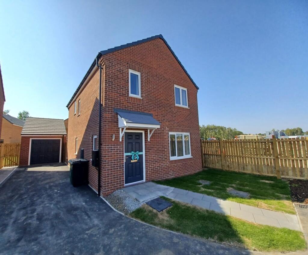 3 bed Detached for rent in Leeds. From Linley & Simpson - Roundhay 3 bed Detached for rent in Leeds. From Linley & Simpson - Roundhay