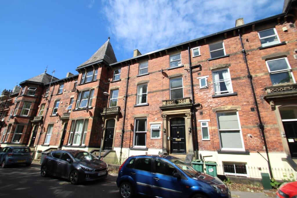 1 bed 1st Floor Flat for rent in Leeds. From Linley & Simpson - Roundhay