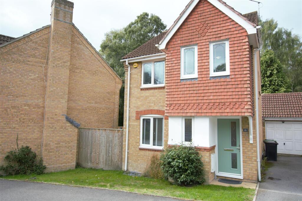 3 bed Detached for rent in Verwood. From Edwards - Ferndown