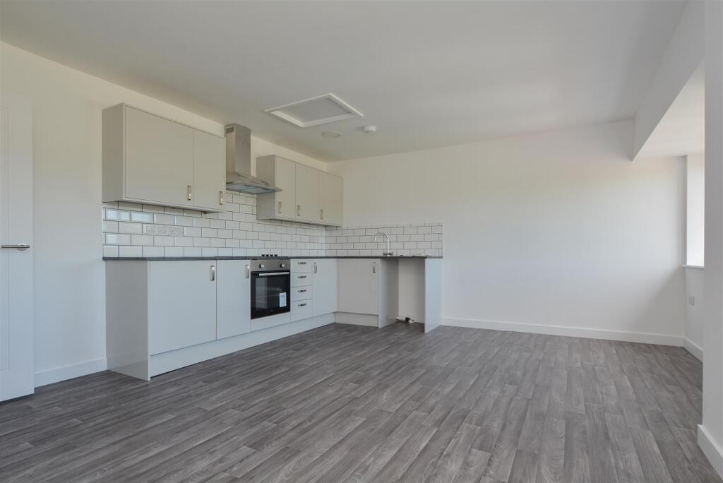 1 bed 1st Floor Flat for rent in Longham. From Edwards - Ferndown