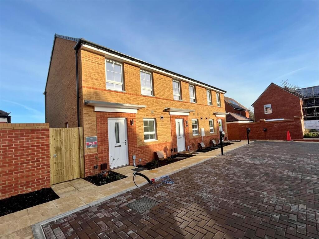 2 bed End of Terrace for rent in Hinton Martell. From Edwards - Ferndown