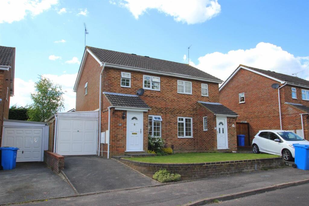 2 bed Semi Detached for rent in Merley. From Edwards - Ferndown 2 bed Semi Detached for rent in Merley. From Edwards - Ferndown