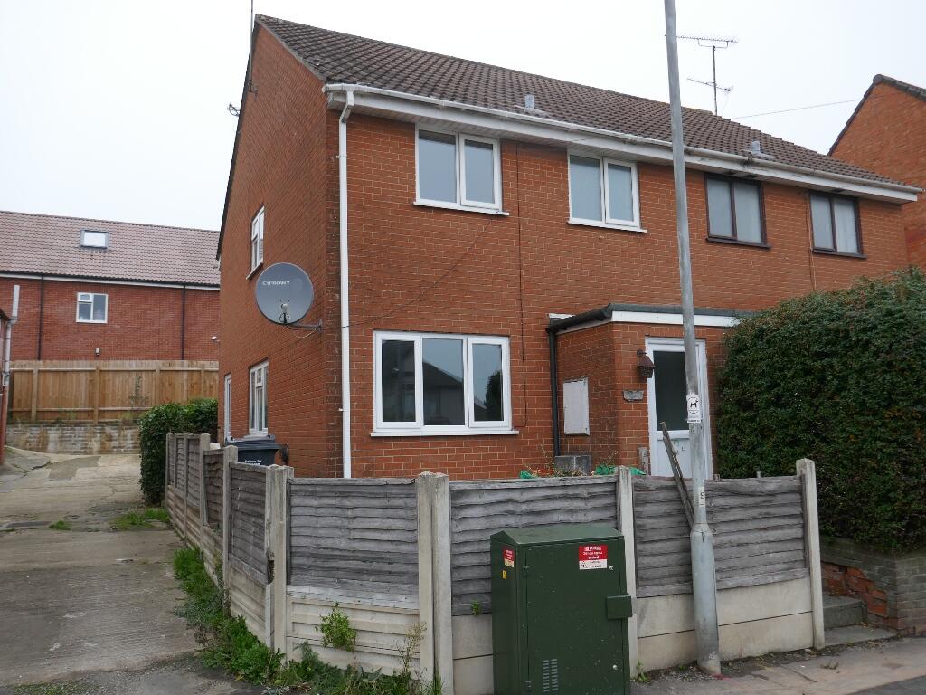 3 bed Semi Detached for rent in Mudford. From Edwards - Yeovil