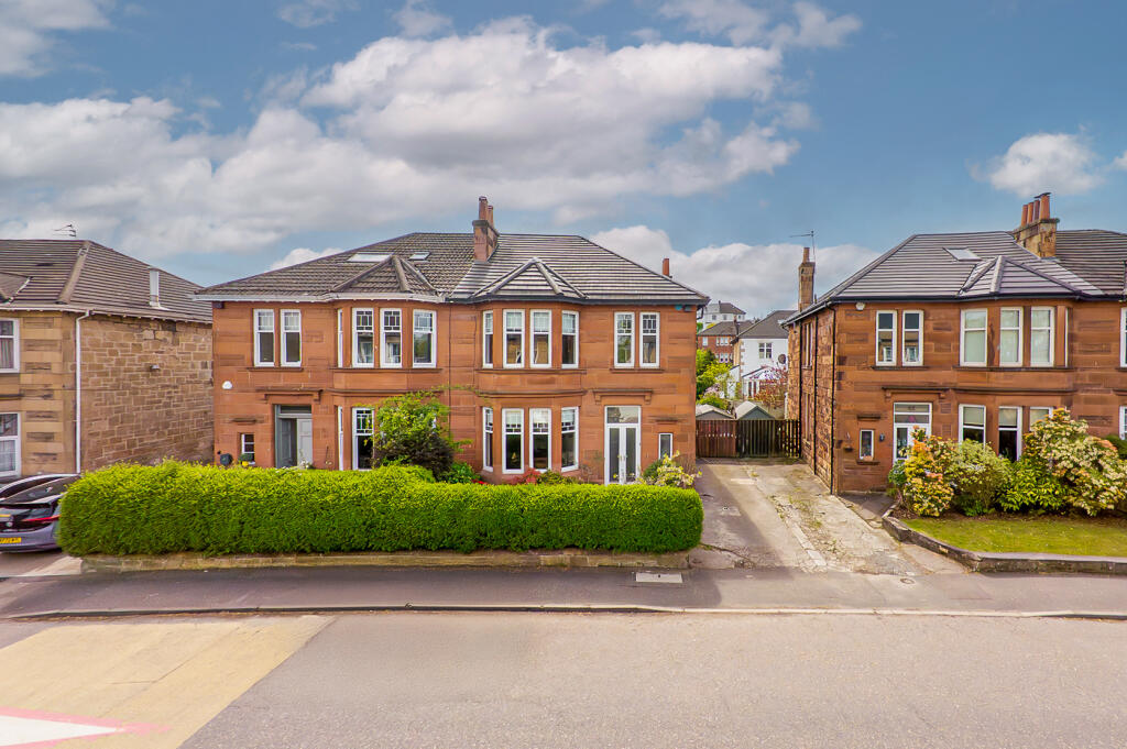 3 bed Semi Detached for rent in Burnside. From Rettie - Glasgow City