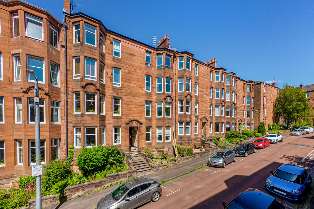 2 bed Apartment for rent in Glasgow. From Rettie - Glasgow City