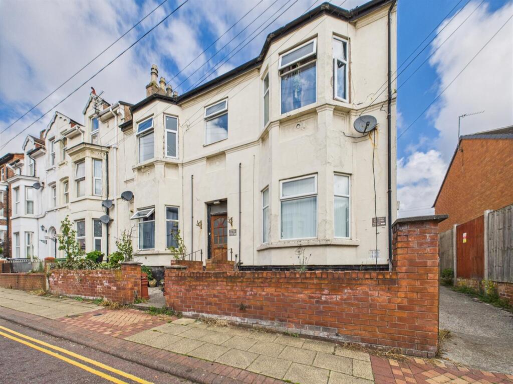 1 bed 1st Floor Flat for rent in Wallasey. From Bakewell and Horner - Wallasey