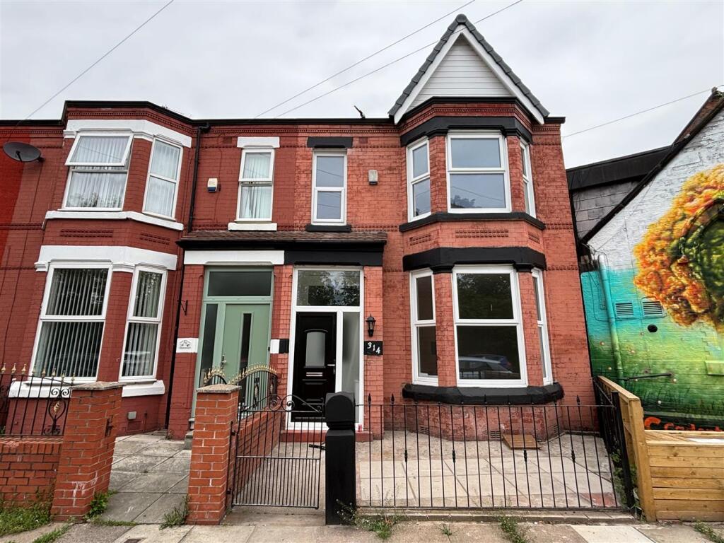 4 bed Mid Terraced House for rent in Birkenhead. From Bakewell and Horner - Wallasey