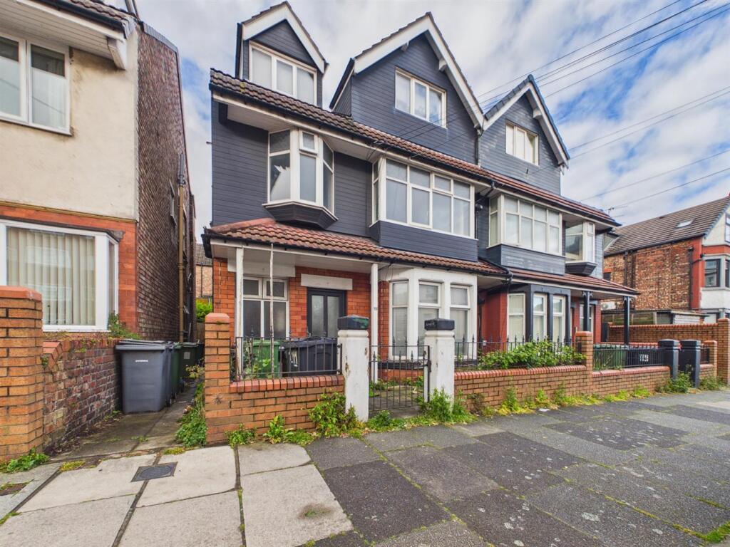 2 bed 1st Floor Flat for rent in Wallasey. From Bakewell and Horner - Wallasey
