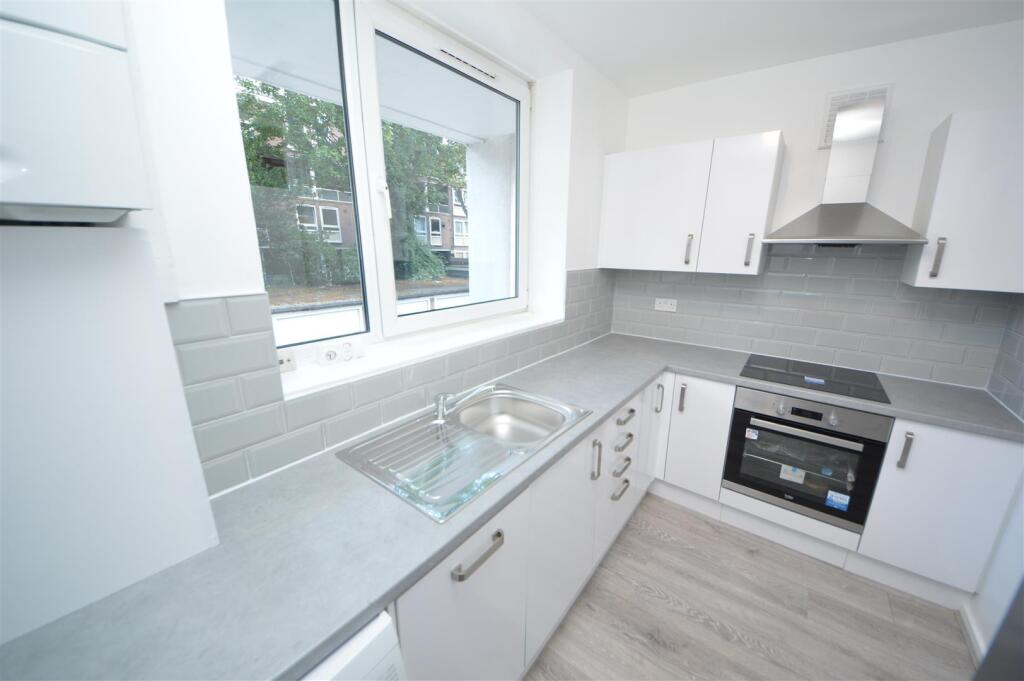 2 bed 1st Floor Flat for rent in Camden Town. From RHW Estates - Swiss Cottage 2 bed 1st Floor Flat for rent in Camden Town. From RHW Estates - Swiss Cottage