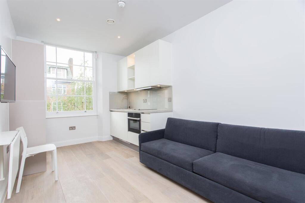 4 bed Studio for rent in Hampstead. From RHW Estates - Swiss Cottage