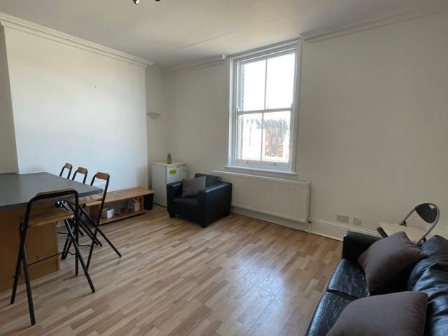 3 bed 1st Floor Flat for rent in London. From RHW Estates - Swiss Cottage 3 bed 1st Floor Flat for rent in London. From RHW Estates - Swiss Cottage