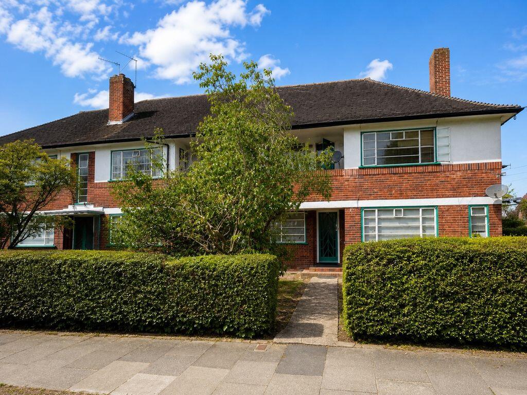2 bed Apartment for rent in Finchley. From Litchfields - NW11