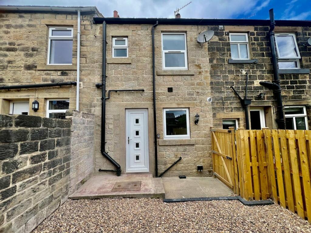 2 bed Mid Terraced House for rent in Burley Woodhead. From Linley & Simpson - Ilkley