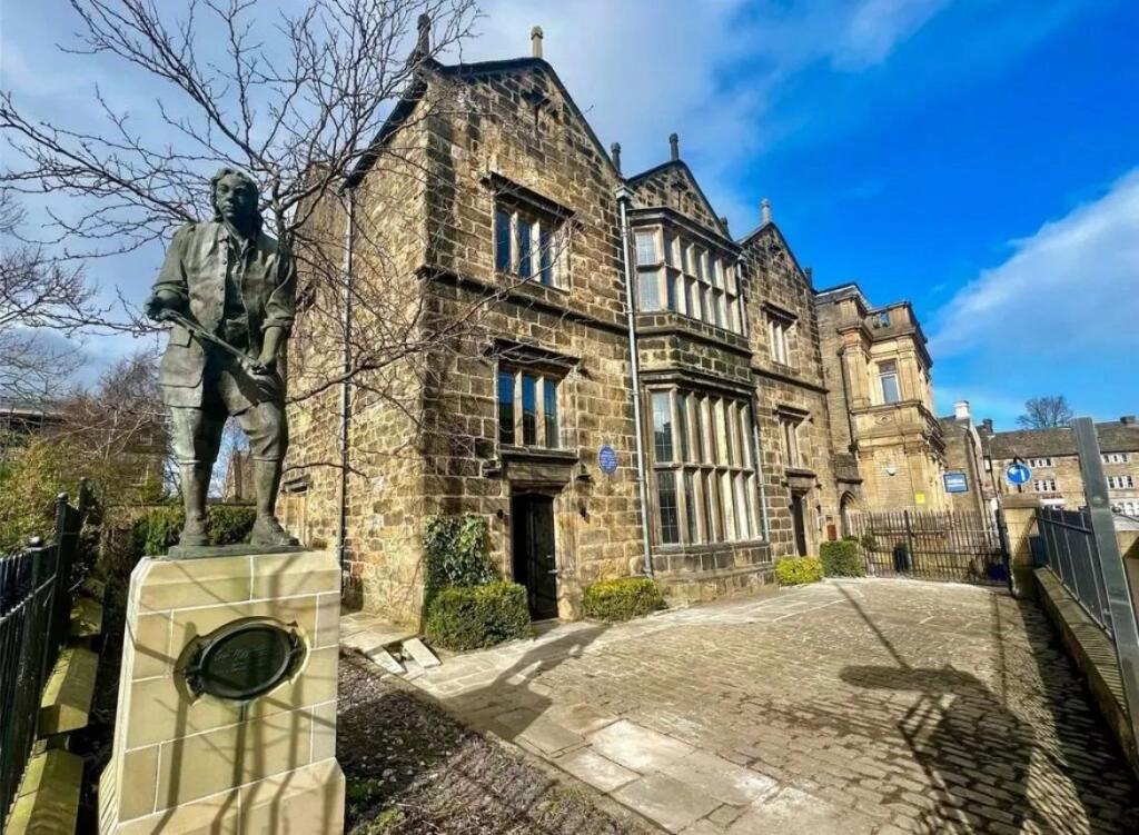 3 bed 1st Floor Flat for rent in Otley. From Linley & Simpson - Ilkley 3 bed 1st Floor Flat for rent in Otley. From Linley & Simpson - Ilkley