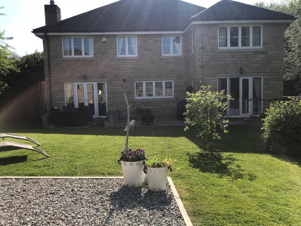 5 bed Detached for rent in Burley Woodhead. From Linley & Simpson - Ilkley 5 bed Detached for rent in Burley Woodhead. From Linley & Simpson - Ilkley