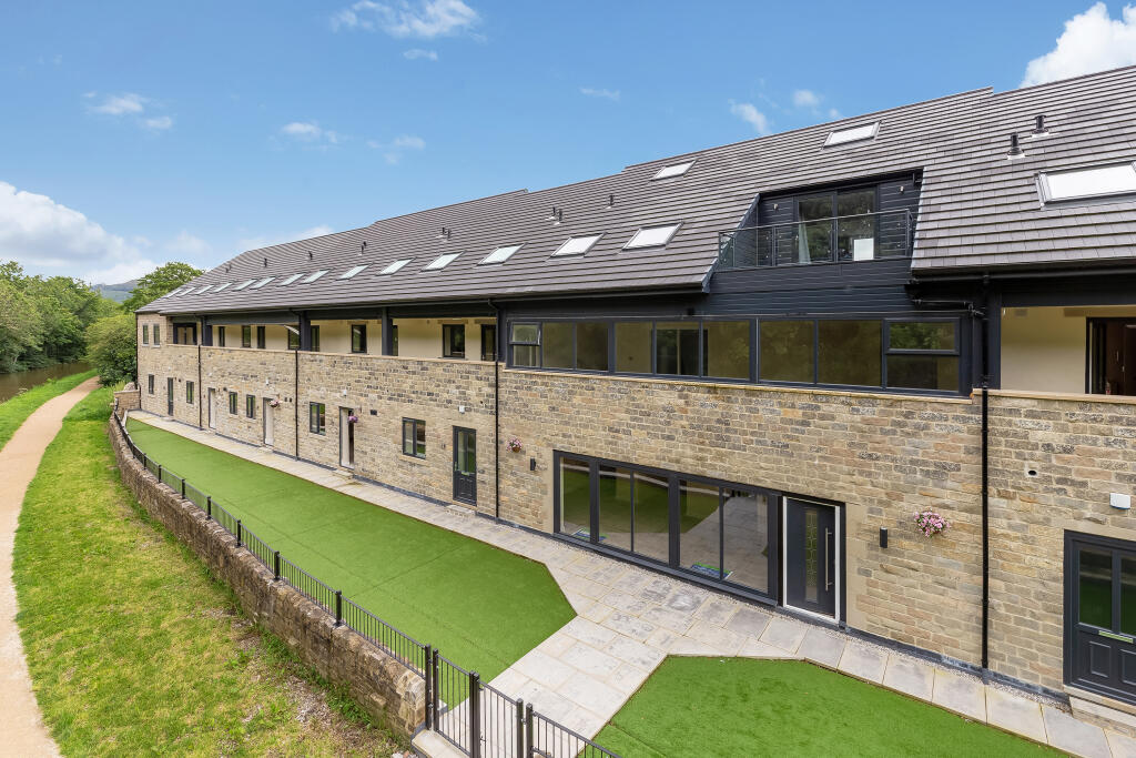 3 bed 1st Floor Flat for rent in Skipton. From Linley & Simpson - Ilkley 3 bed 1st Floor Flat for rent in Skipton. From Linley & Simpson - Ilkley