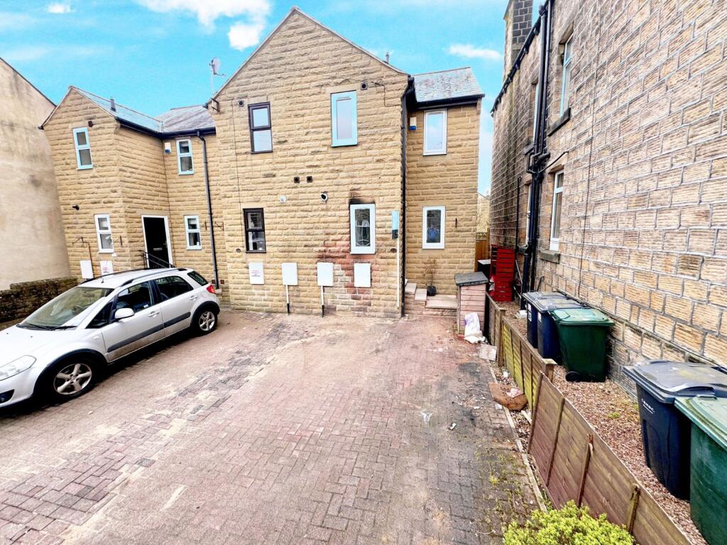 2 bed Detached for rent in Burley Woodhead. From Linley & Simpson - Ilkley 