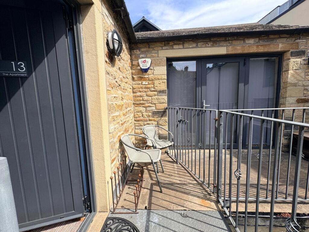 2 bed 1st Floor Flat for rent in Skipton. From Linley & Simpson - Ilkley 