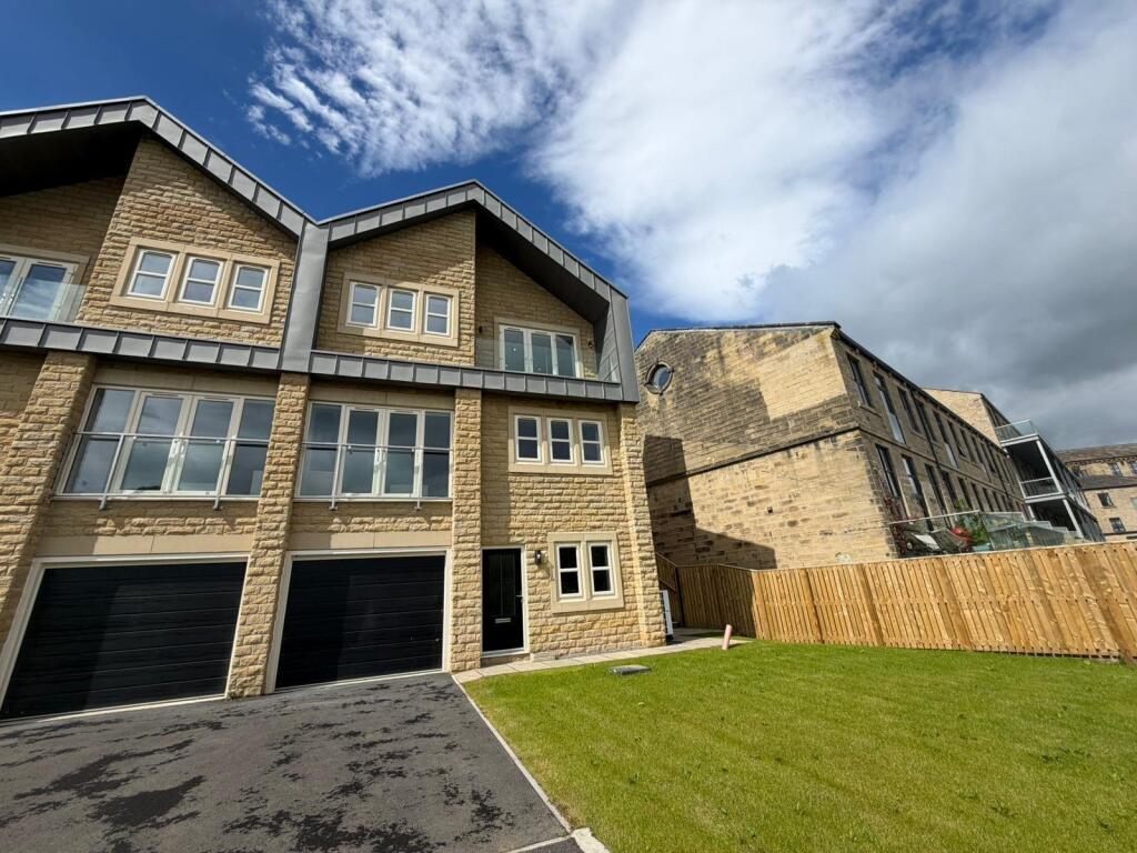 4 bed Semi Detached for rent in Burley Woodhead. From Linley & Simpson - Ilkley 4 bed Semi Detached for rent in Burley Woodhead. From Linley & Simpson - Ilkley