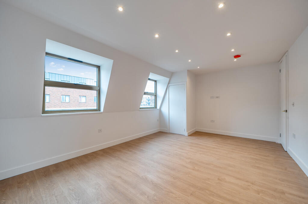 2 bed Apartment for rent in London. From Dutch & Dutch - West Hampstead