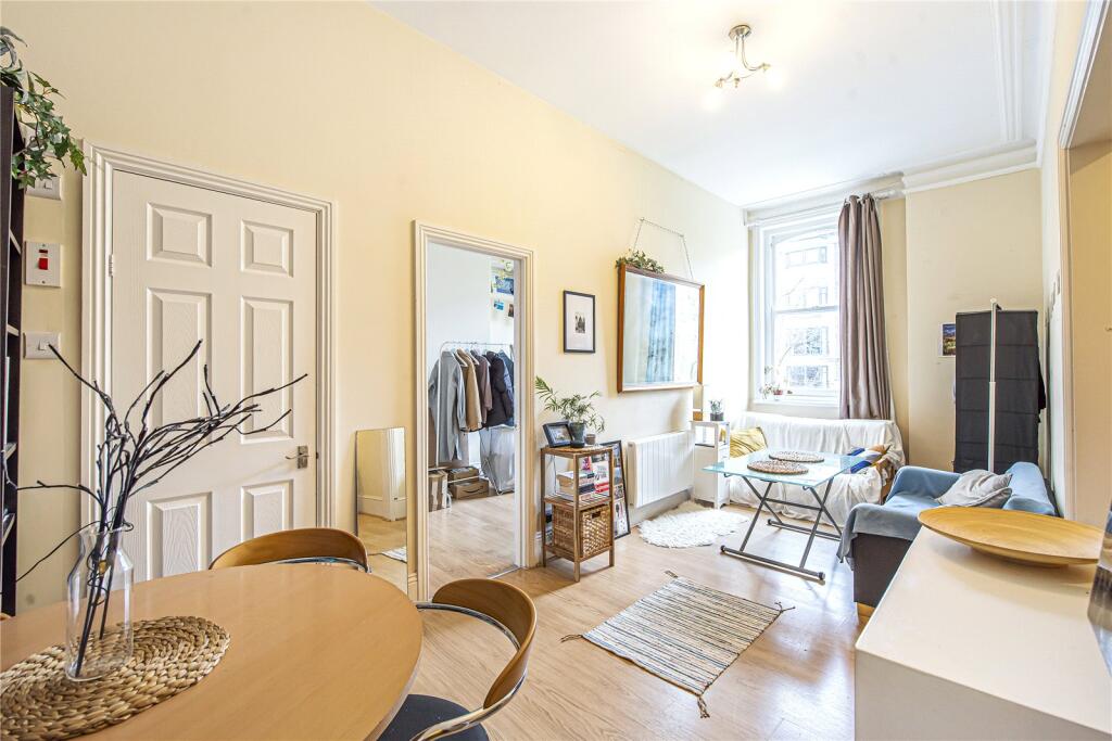 1 bed Apartment for rent in Hampstead. From Dutch & Dutch - West Hampstead 1 bed Apartment for rent in Hampstead. From Dutch & Dutch - West Hampstead