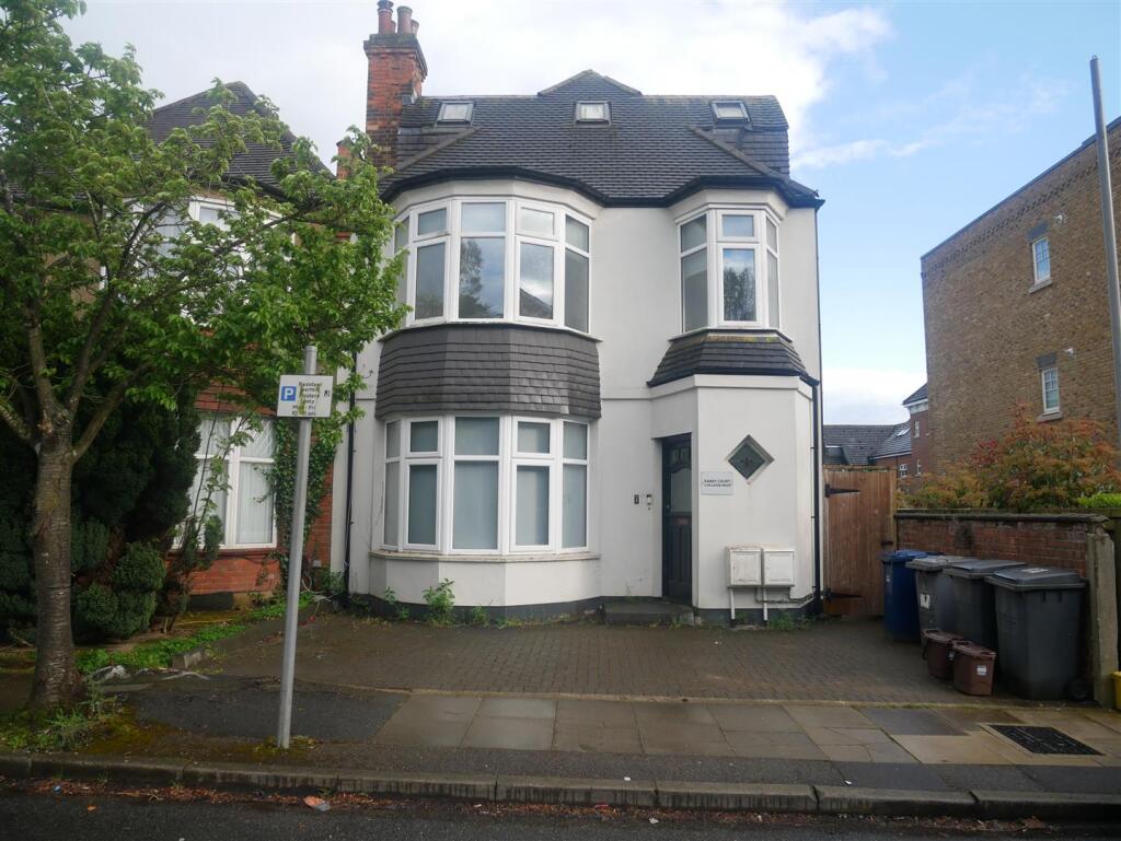 2 bed Apartment for rent in Stanmore. From Talbots Partnership - Hendon