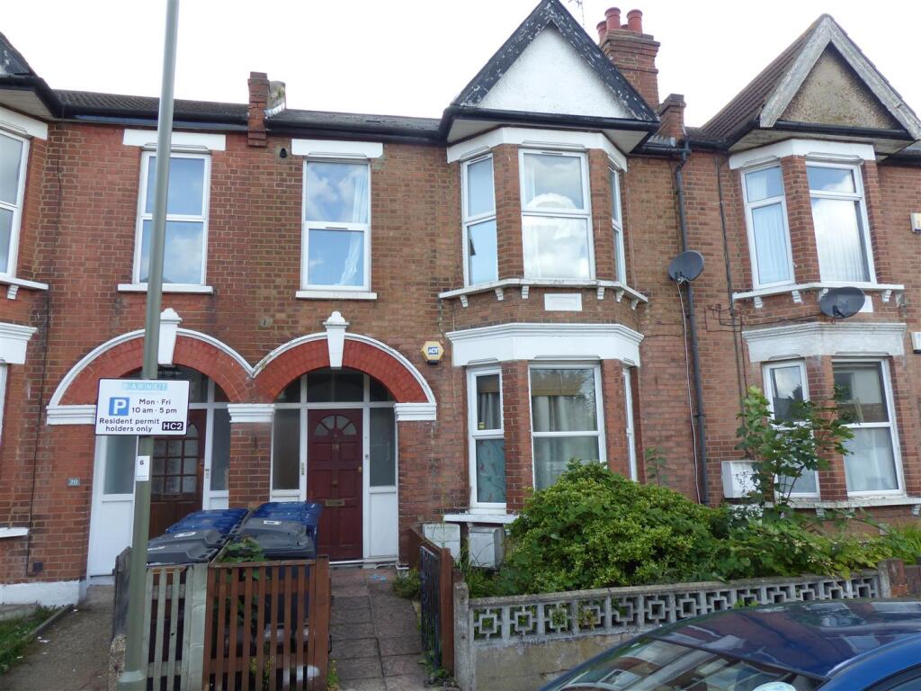 2 bed Apartment for rent in Hendon. From Talbots Partnership - Hendon