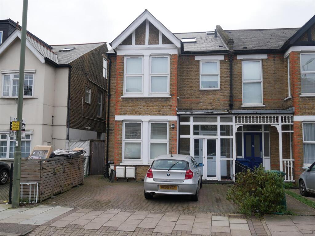 3 bed Apartment for rent in Hendon. From Talbots Partnership - Hendon